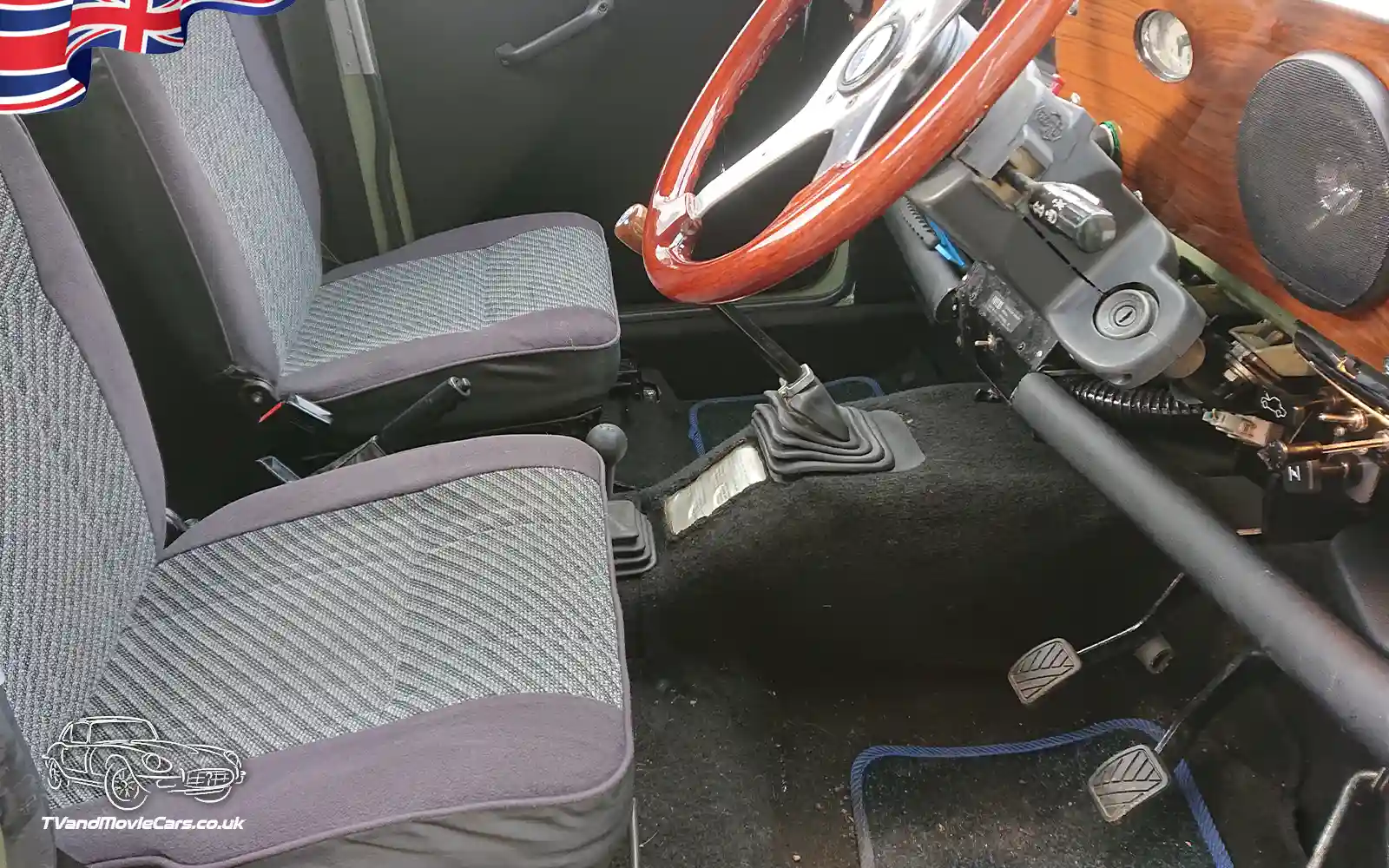 TV Film Movie Action Vehicles Scotland UK Cars Morris Minor Pick Up 1972 Interior OS 21