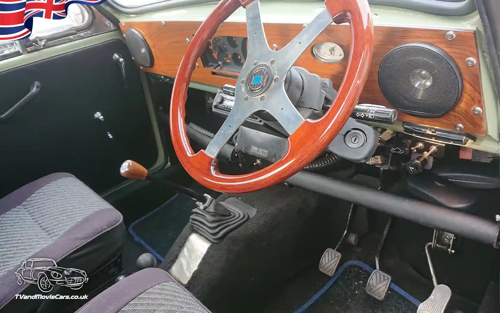 TV Film Movie Action Vehicles Scotland UK Cars Morris Minor Pick Up 1972 Interior OS