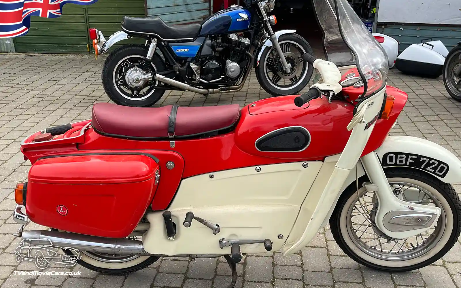 TV Film Movie Action Vehicles UK Motorcycle 250 Arial Leader 1965 OS CU