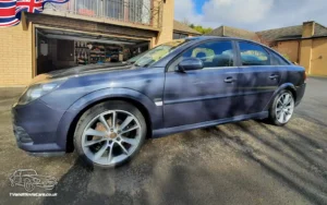 TV Film Movie Action Vehicles Scotland UK Car Vauxhall Vectra SRI 2007 - NS